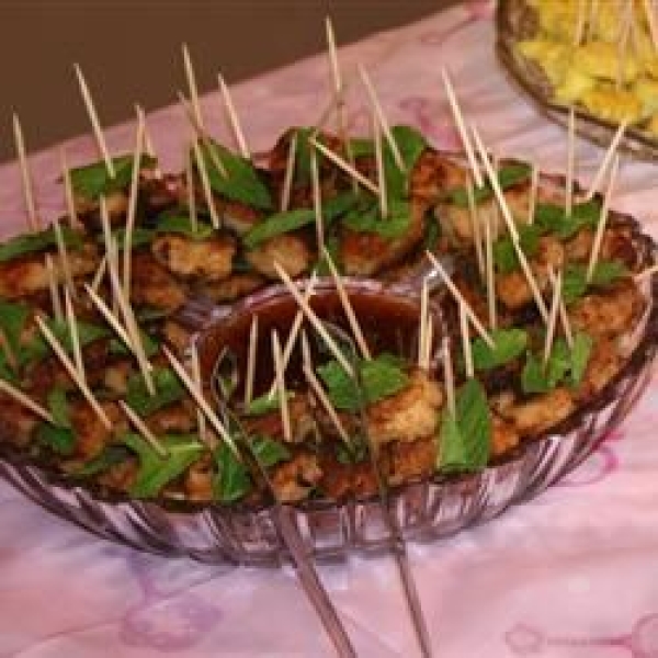 Wings with Mint Leaves and Honey