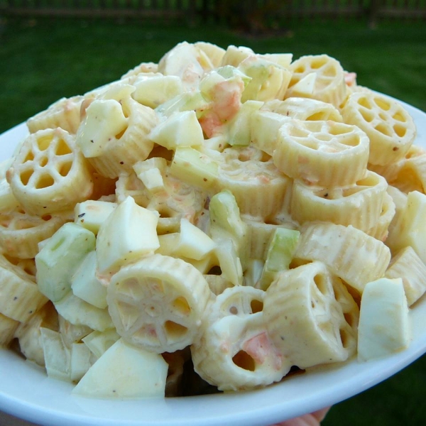 Amish Picnic Macaroni Salad