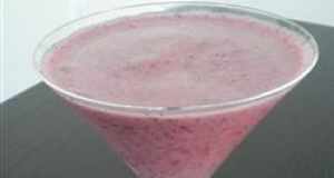 Fresh Pineapple-Berry Fiasco