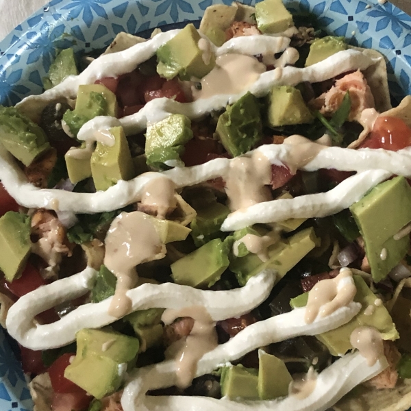 Salsa-Baked Salmon Nachos