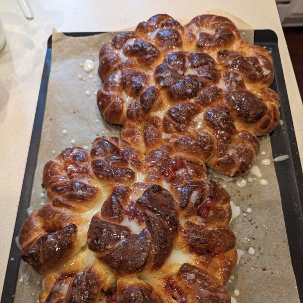 Pull-Apart Easter Blossom Bread