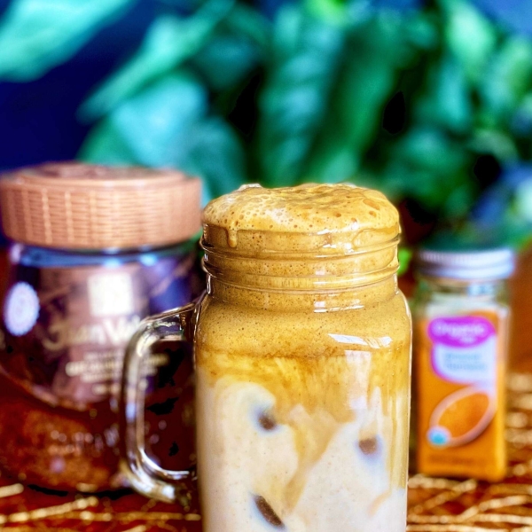 Turmeric Iced Coffee Latte