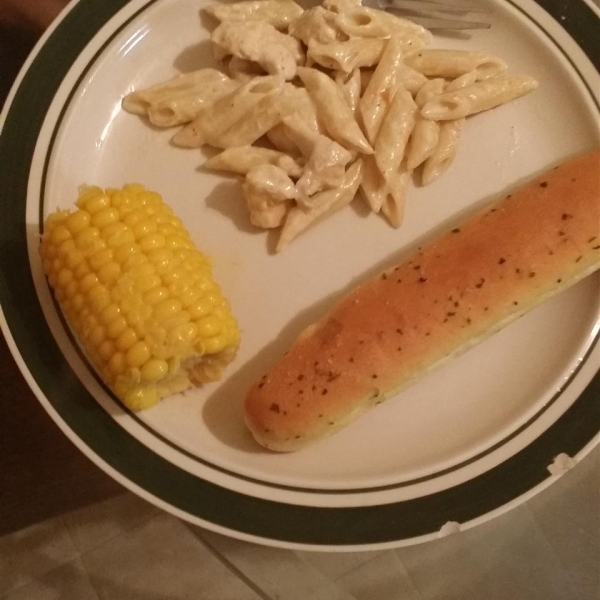 Spicy and Creamy Chicken Pasta