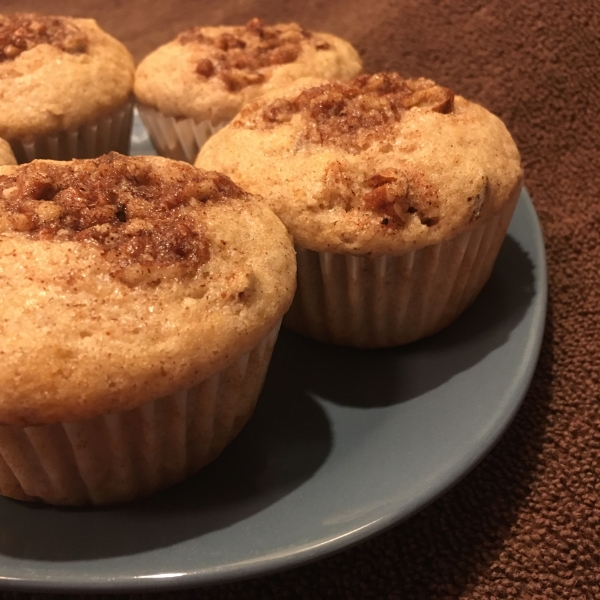 Cinnamon-Pecan Muffins