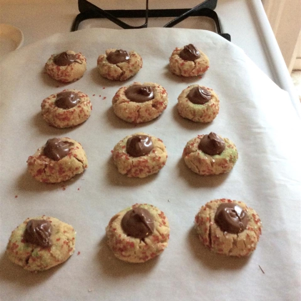 Easy Peanut Blossoms