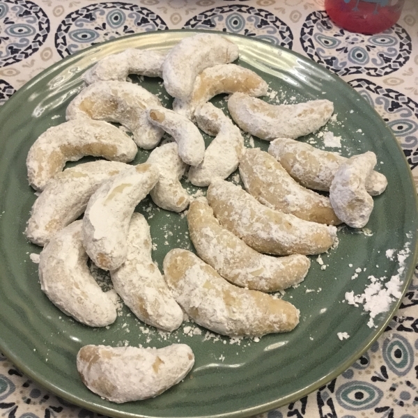 Crescent Cake Cookies