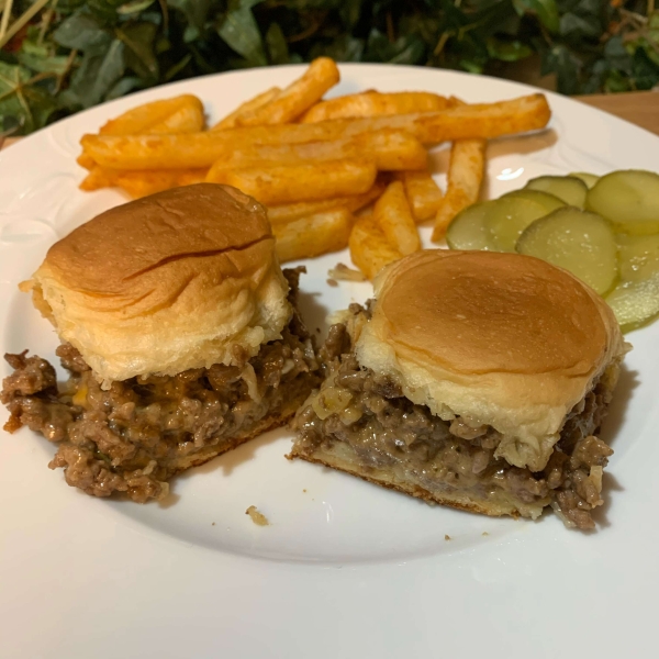 Slider-Style Mini Burgers