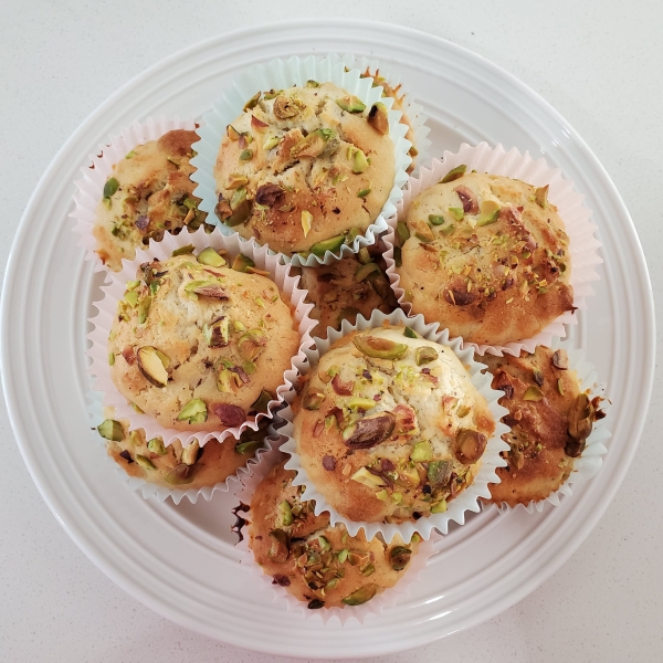 Yazdi Cakes