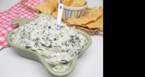Slow Cooker Spinach-Artichoke Dip