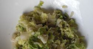 Creamy Savoy Cabbage with Pears