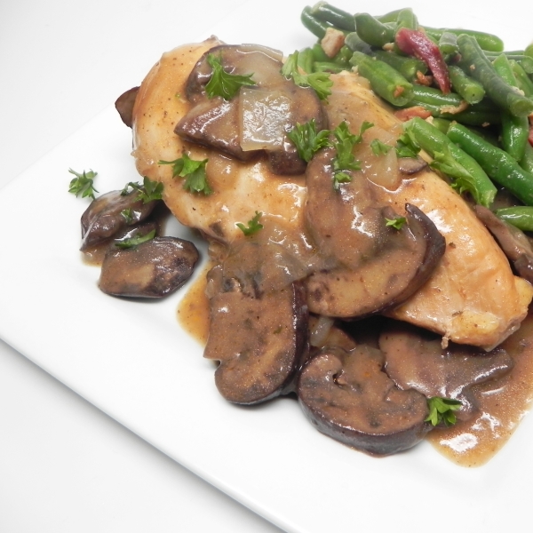 Instant Pot® Chicken and Mushrooms with Gravy