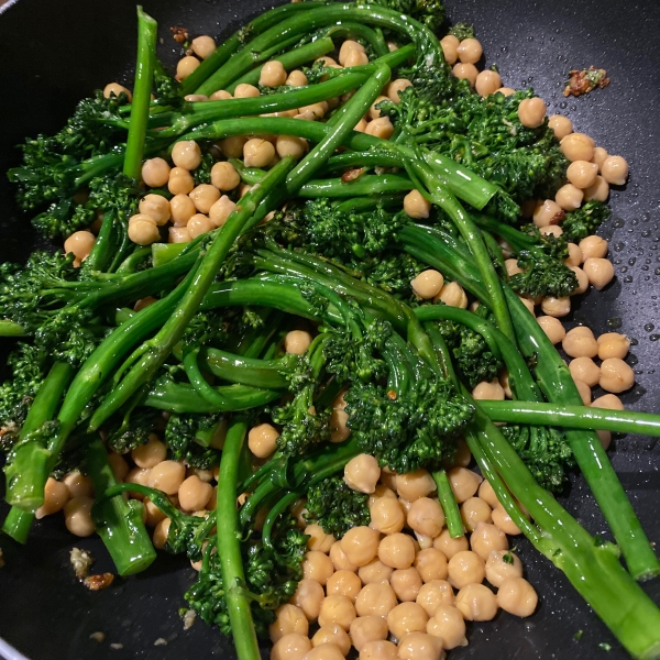 Garlic Infused Broccoli Rabe and Chickpeas