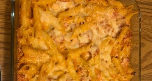 Easy Vegetarian Pasta Bake with Tomatoes and Cream Sauce