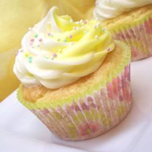 Lemon PHILLY Cupcakes