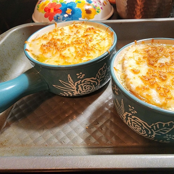 Rich and Simple French Onion Soup