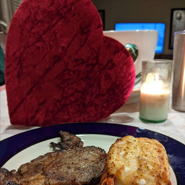 Air Fryer Lobster Tails with Lemon-Garlic Butter