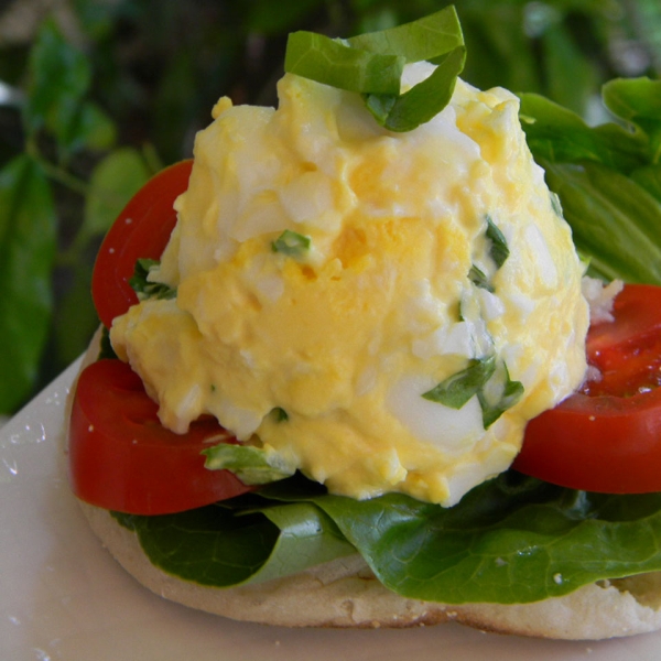 Tomato Basil Egg Salad Sandwich