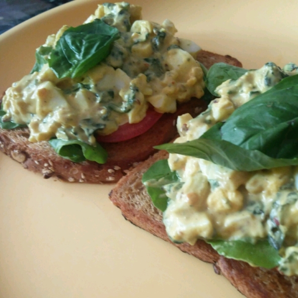 Tomato Basil Egg Salad Sandwich