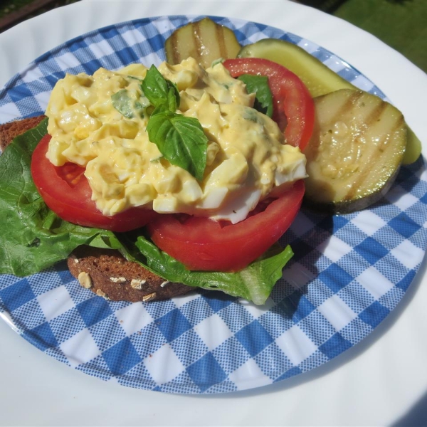 Tomato Basil Egg Salad Sandwich