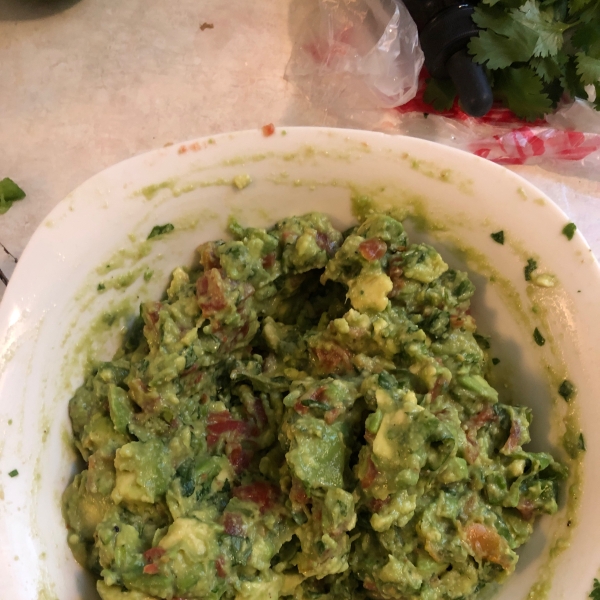 Traditional Mexican Guacamole