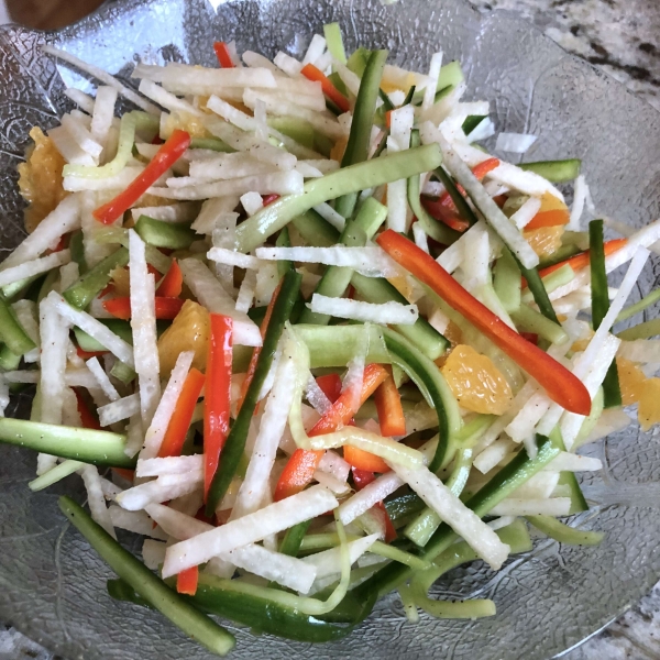 Refreshing Sweet and Spicy Jicama Salad (Vegan)