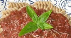 Easy Fusilli with Tomato Pesto Sauce