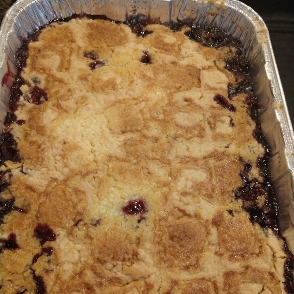 Blackberry Dump Cake