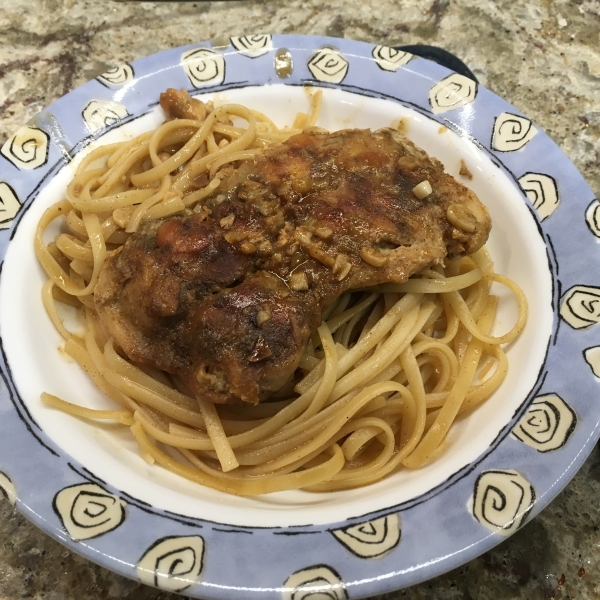 Easy Slow Cooker Chicken Thighs with Honey
