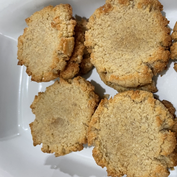 Low-Carb Almond Cinnamon Butter Cookies