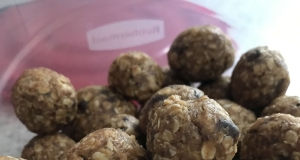 Zucchini Chocolate Oatmeal Bites