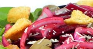 Nicole's Balsamic Beet and Fresh Spinach Salad