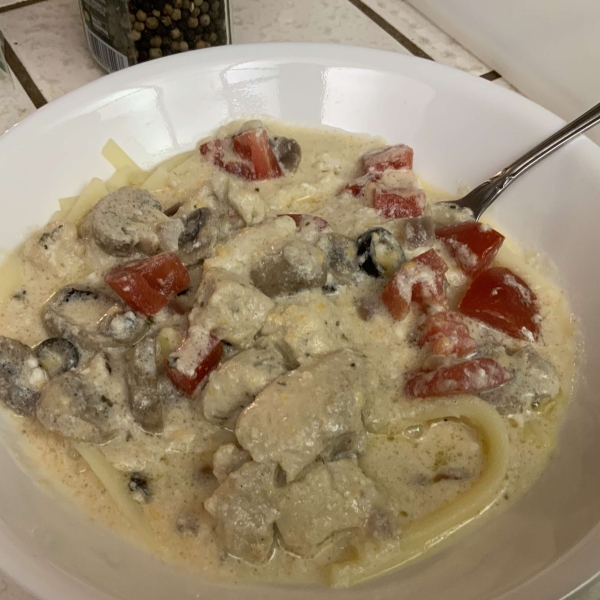 Creamy Chicken Fettuccine Alfredo