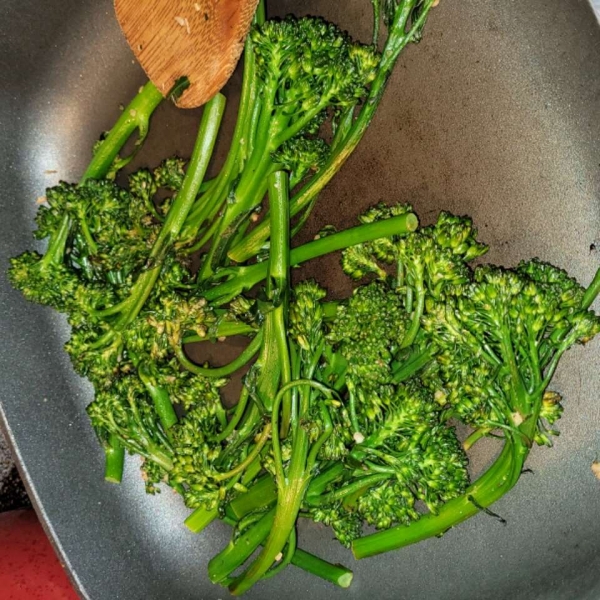 Simple Broccolini