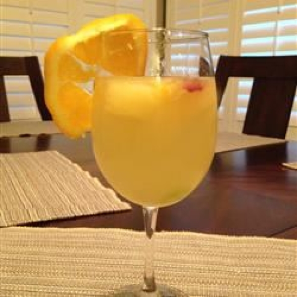 White Sangria with Lemonade