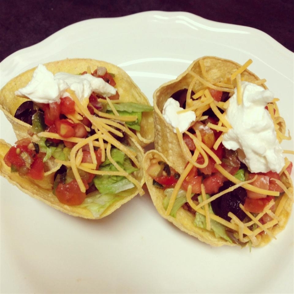 Southwest Salad Taco Cups