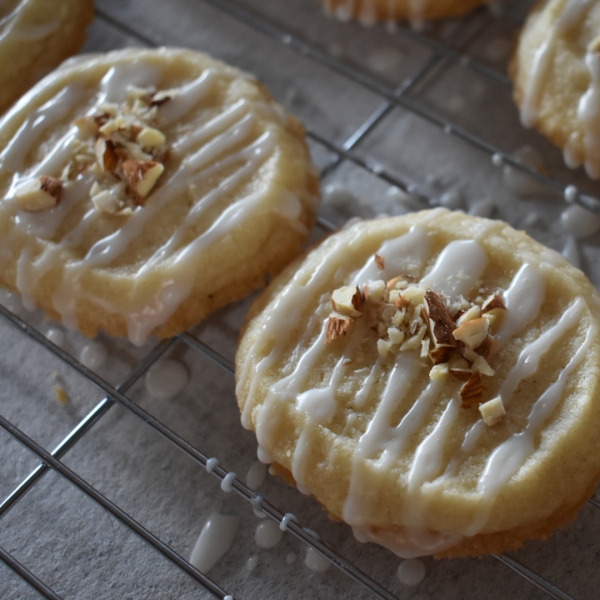 Almond Cookies III