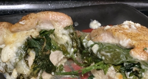 Easy Spinach and Arugula Chicken