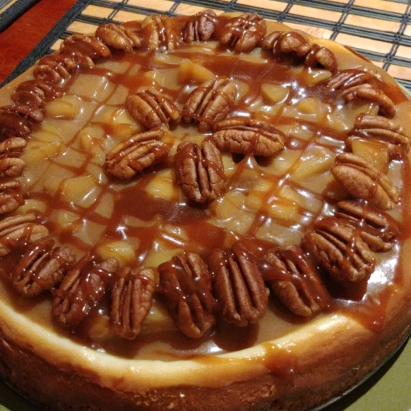 Caramel Apple Cheesecake