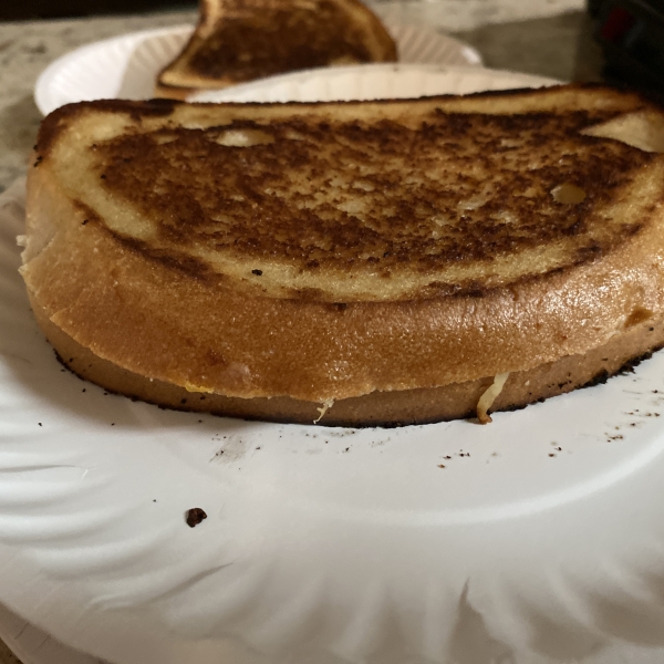 Jalapeño Popper Grilled Cheese Sandwich