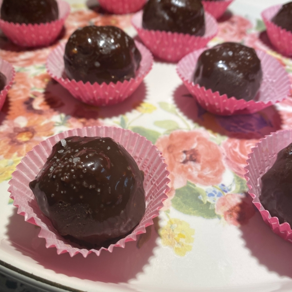 Salted Caramel and Toasted Pecan Truffles
