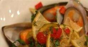 Grilled Mussels with Curry Butter