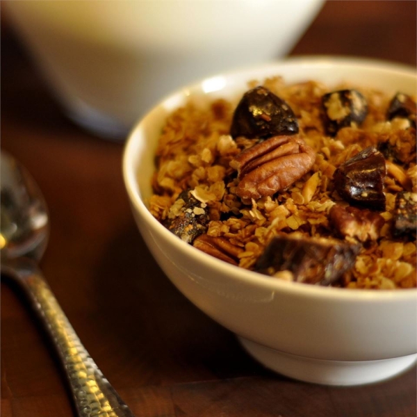 Mal's Maple Date Pecan Granola in the Slow Cooker