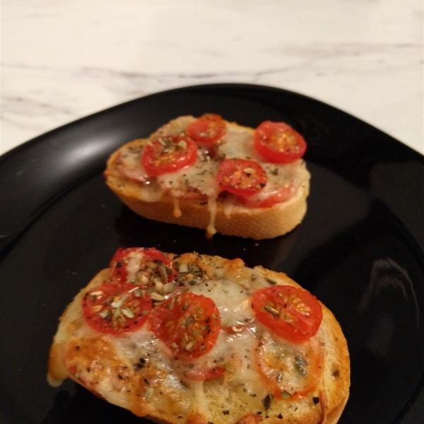 Bruschetta with Cheese