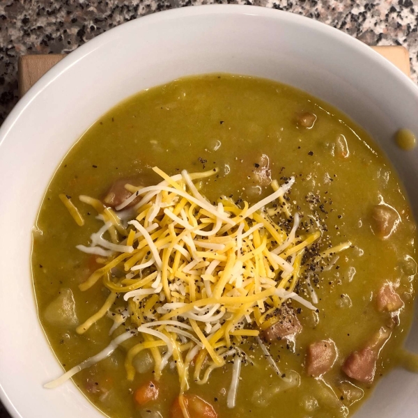 Instant Pot Split Pea and Ham Soup