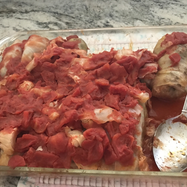 Guluptsie (Cabbage Rolls)