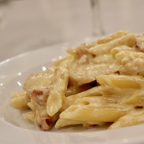 Four-Cheese Chicken Carbonara
