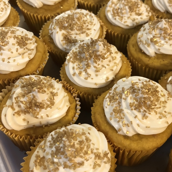 Sweet Pumpkin Cupcakes with Cream Cheese Frosting