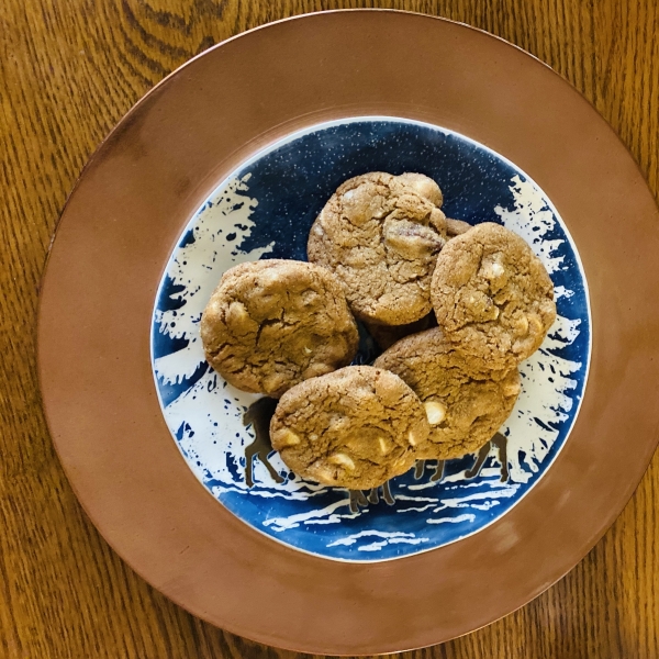 Chewy White Chocolate Chip Gingerbread Cookies