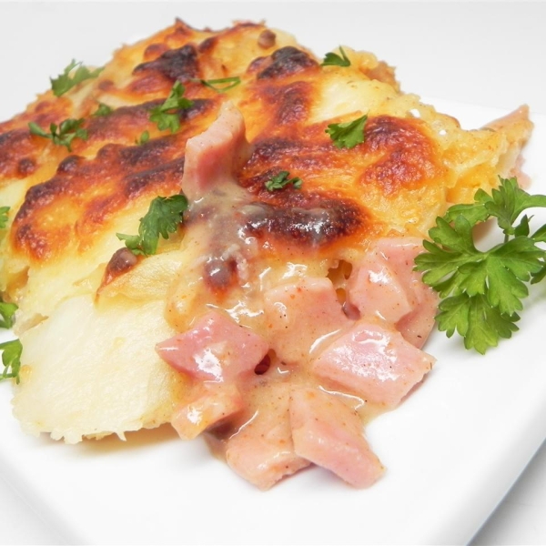 Ham and Scalloped Potato Chip Lasagna