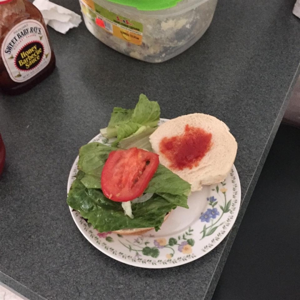 Hamburgers - It's in the Bun